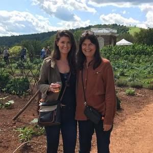 Meet your Posher, Teresa